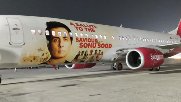 SpiceJet honours Sonu Sood with special aircraft livery, actor remembers an Unreserved journey SpiceJet honours Sonu Sood with special aircraft livery, actor remembers an Unreserved journey