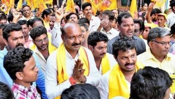 మూడు రాజధానులపై గతంలో అమీతుమీ