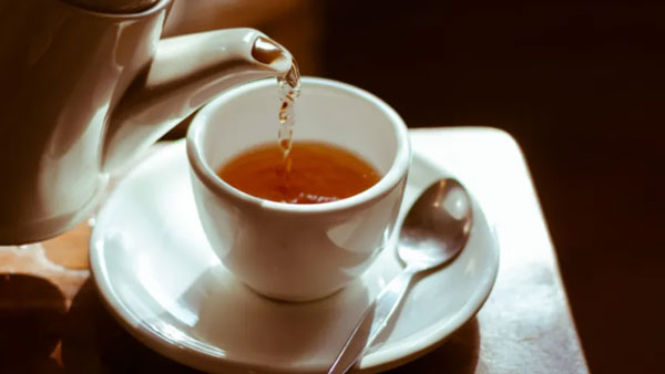 woman died and two other in serious condition after drank tea in janagaon woman died and two other in serious condition after drank tea in janagaon