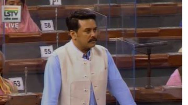 స్టీల్ ప్లాంట్పై కేంద్రం వరుస షాకులు