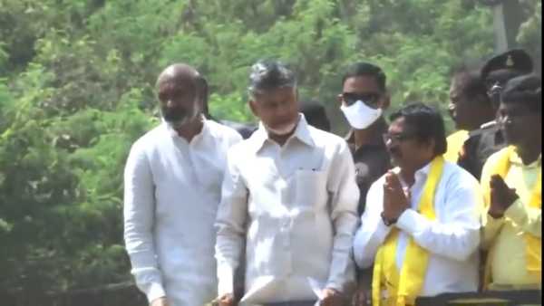 హుదుద్ సాయాన్ని గుర్తు చేసిన చంద్రబాబు