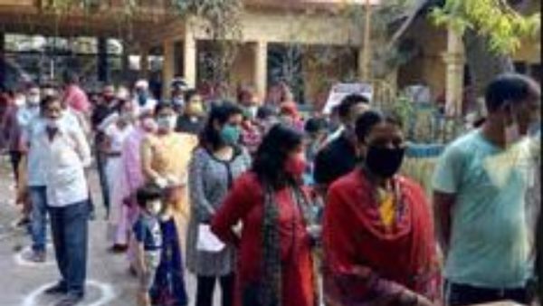 పశ్చిమ బెంగాల్, అస్సాం రాష్ట్రాలలో తొలి దశ పోలింగ్