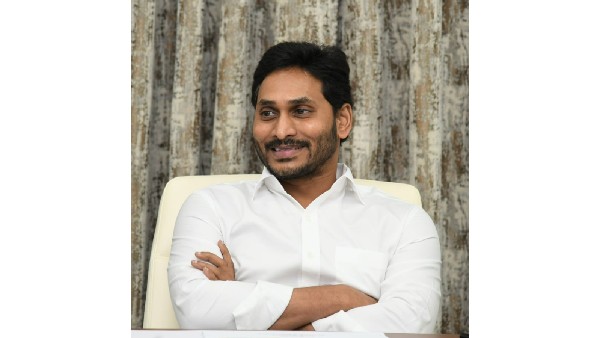 అంబులెన్స్లలో 24/7 టోల్ ఫ్రీ కాల్ సౌకర్యం