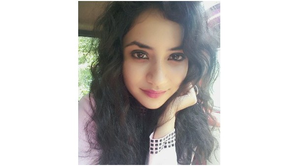 సెలబ్రిటీ మేనేజర్ అండ్ కో అరెస్టు