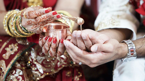పెళ్లికోసం నానాతంటాలు