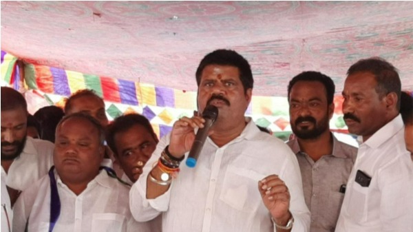వైసీపీ ఎంపీలు గొర్రెలు అయితే మీ ఎంపీల మాటేంటి ?
