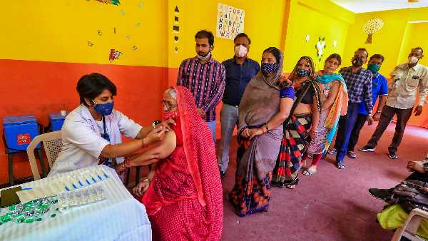 మరో వివాదానికి తెరతీస్తున్న కేంద్రం