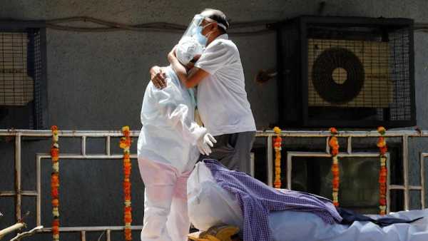 ఈ ఒక్కవారంలోనే 1400 పైచిలుకు మరణాలు