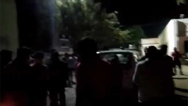 పండుగకు పిలిచారు