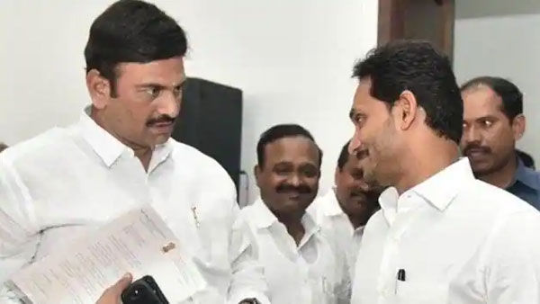 రాజుగారి సాయంతో చదువులు..