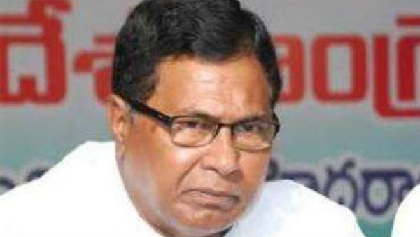 కుర్చీ వేసుకుని పనులు చేయిస్తానంటూ జానా రెడ్డి