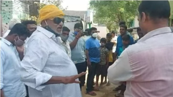 స్థానిక సమస్యల గురించి ప్రస్తావించగా..