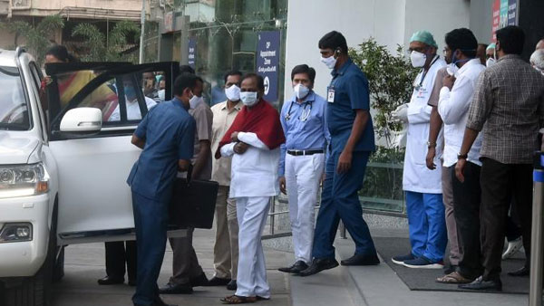 యశోదాకు సీఎం కేసీఆర్..