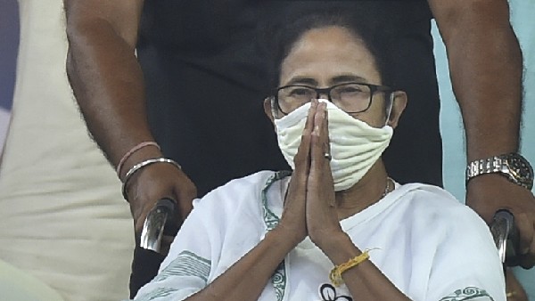 mamata banerjee gets EC notice over gherao CRPF remark mamata banerjee gets EC notice over gherao CRPF remark
