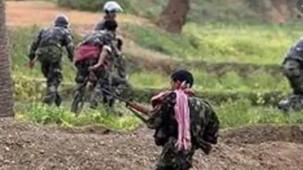 ప్రచారం చెయ్యలేక , సైలెంట్ గా ఉండలేక భయం గుప్పిట్లో అధికార వైసీపీ నేతలు