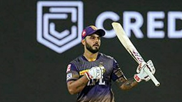 కోల్కత తరఫున ఫస్ట్ బౌలర్గా