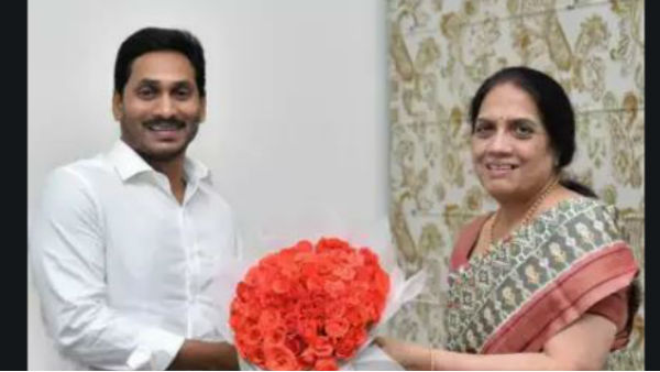 ప్రభుత్వం చేతిలో కీలుబొమ్మ..