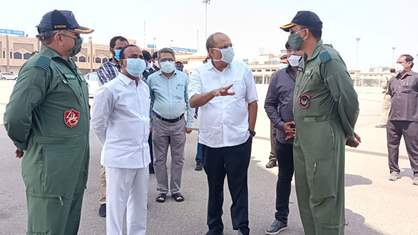చాలా రాష్ట్రాల్లో ఆక్సిజన్ కొరత .. ముందే మేల్కొన్న తెలంగాణా