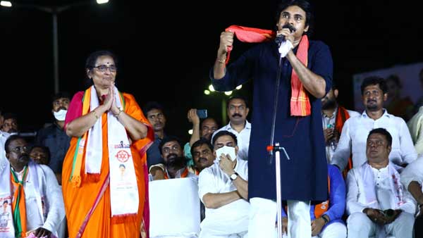 జగన్, పవన్ నిర్ణయాలే టర్నింగ్ పాయింట్ ?