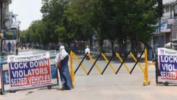 Uttar Pradesh will go under complete lockdown starting April 30 Uttar Pradesh will go under complete lockdown starting April 30