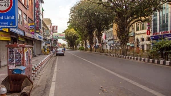 Uttar Pradesh will go under complete lockdown starting April 30 Uttar Pradesh will go under complete lockdown starting April 30