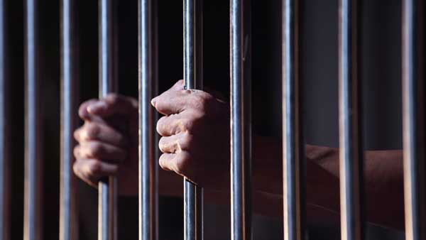 13 remand prisoners tested coronavirus positive in rajamahendravaram 13 remand prisoners tested coronavirus positive in rajamahendravaram