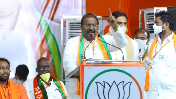 జగన్కు హిందూత్వ అంటే హేళనా ?