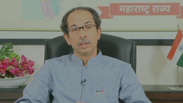 హోటళ్లలో నిలబడి తినడం నిషేధం..