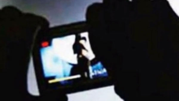 Hyderabad trap with video calls in the name of dating police registered a case against cyber gang Hyderabad trap with video calls in the name of dating police registered a case against cyber gang
