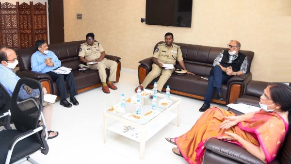 రేపు రాజకీయ పార్టీలతో ఎస్ఈసీ భేటీ