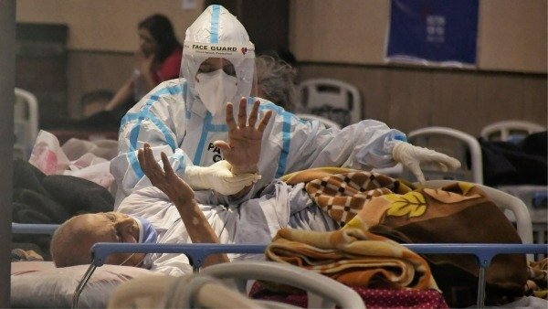 India Corona update : with near 3 lakh cases and 2,023 Deaths in last 24 hours India Corona update : with near 3 lakh cases and 2,023 Deaths in last 24 hours