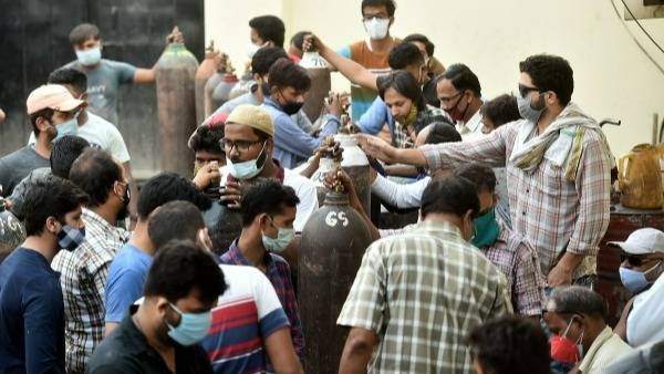 India Records Biggest Daily Spike With 3.14 Lakh New Covid Cases, and 2,104 deaths India Records Biggest Daily Spike With 3.14 Lakh New Covid Cases, and 2,104 deaths
