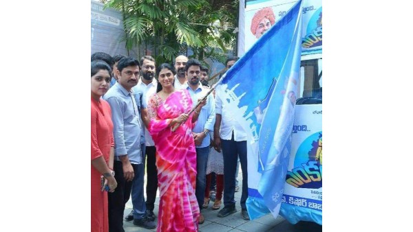 సాయంత్రం 5:15 ఖమ్మం మీటింగ్ పాయింట్కు