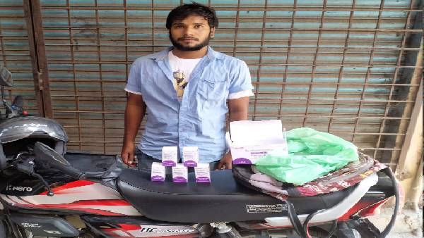 Remdesivir selling in black market: one arrested in Nacharam in Hyderabad Remdesivir selling in black market: one arrested in Nacharam in Hyderabad