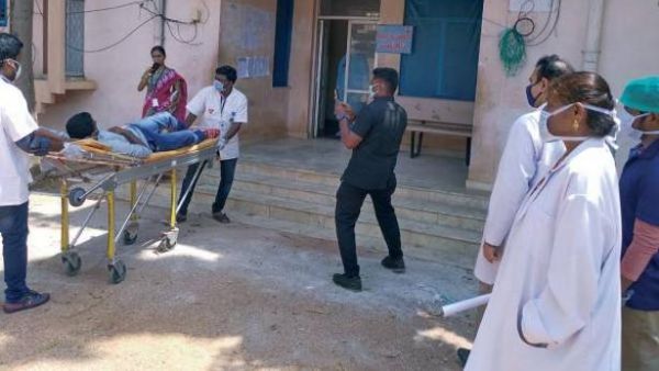 four covid patients died at cancer hospital in anantapuram their families alleged oxygen shortage four covid patients died at cancer hospital in anantapuram their families alleged oxygen shortage