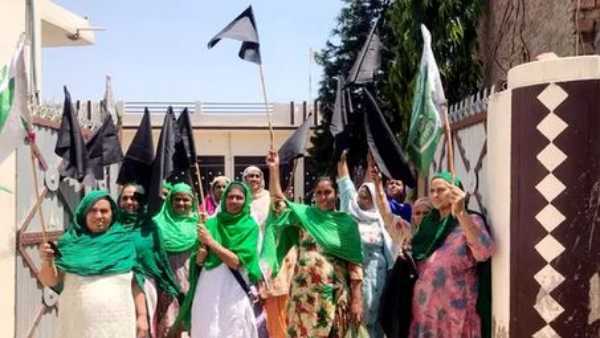 farm laws stir: No march to Delhi says leaders, as farmers observe ‘Black Day today farm laws stir: No march to Delhi says leaders, as farmers observe ‘Black Day today