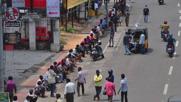 రాష్ట్ర సరిహద్దులు కూడా మూసివేత