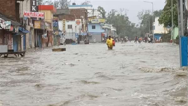 యాస్ తుఫాను విలయం: నలుగురు మృతి