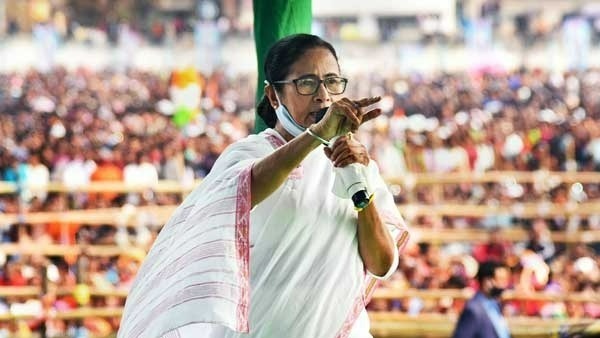 బెంగాల్లో తృణమూల్ ధాటికి బీజేపీ చిత్తు