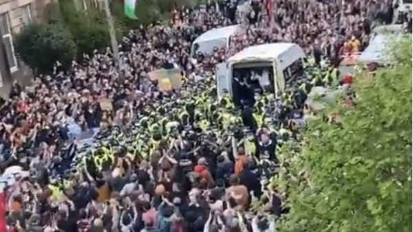 2 Indian Men Freed From Detention Van After 8-Hour Protest In Scotland 2 Indian Men Freed From Detention Van After 8-Hour Protest In Scotland