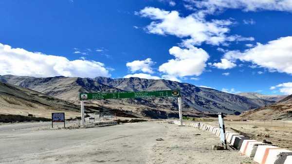 China builds key highway in Tibet close to arunachal pradesh border China builds key highway in Tibet close to arunachal pradesh border