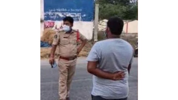 మరోసారి బయట కనిపించవద్దని సీఐ వార్నింగ్...