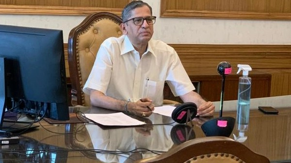 నాడు జర్నలిస్టుగా బాధలు..