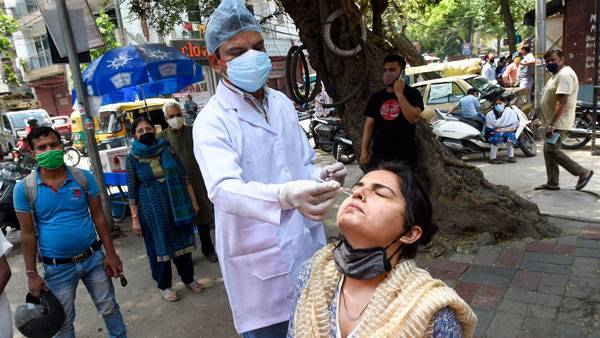 Coronavirus:Double mutant variant replaces N440K in South India Coronavirus:Double mutant variant replaces N440K in South India