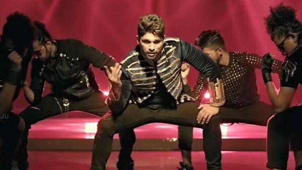 Doctors dance for Allu Arjuns seeti maar song, Video goes viral on social media Doctors dance for Allu Arjuns seeti maar song, Video goes viral on social media