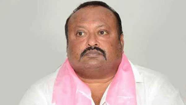 మారిన రాజకీయం... ఈటల అలర్ట్...
