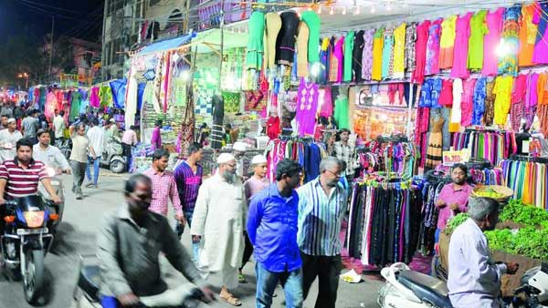 గుంపులుగా ఉండే చోట నుంచే కరోనా