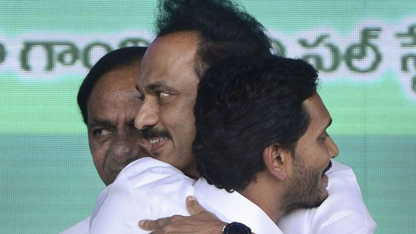 ముచ్చటగా ముగ్గురికీ మూడు విజయాలు