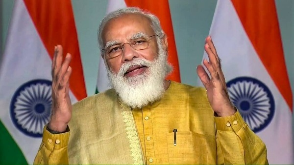 కొత్త సీఎంలతోపాటు 12మంది..