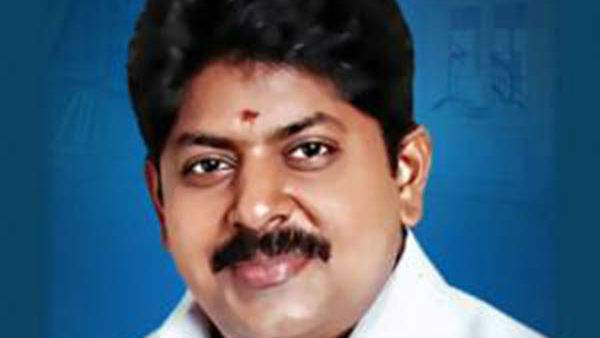 రూ. 3 కోట్లకు చాందిని బ్లాక్ మెయిల్ చేస్తోంది